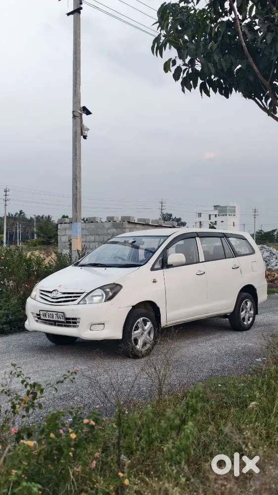 Toyota Innova Diesel 2010 Car
