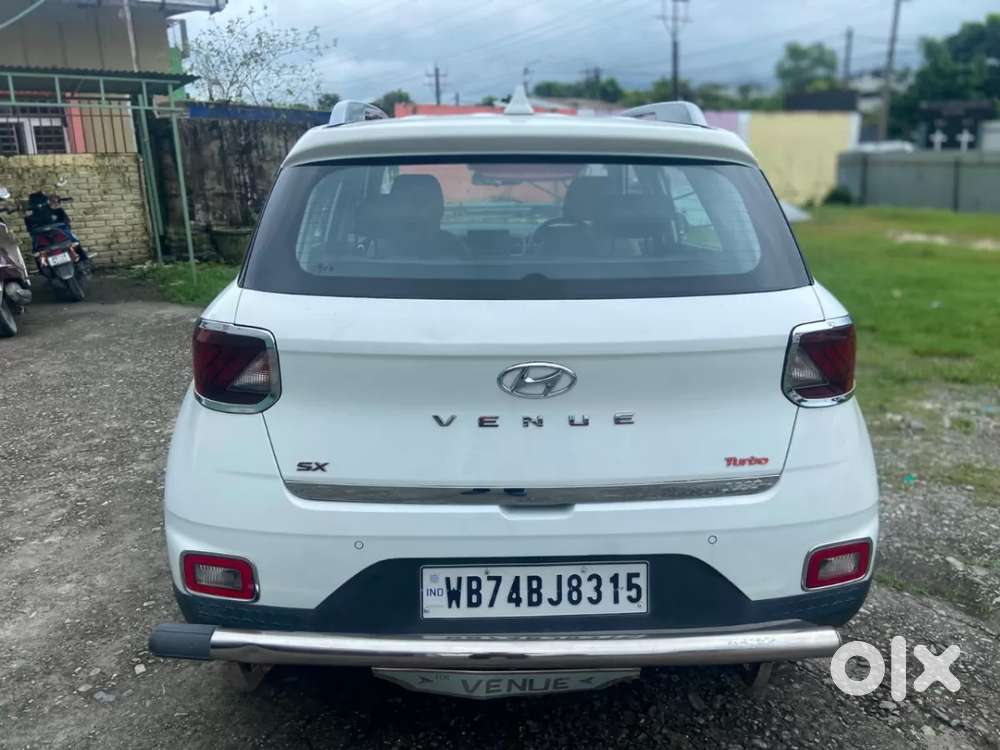 Hyundai Venue 1.0 Sx (o) Turbo Imt, 2022, Petrol