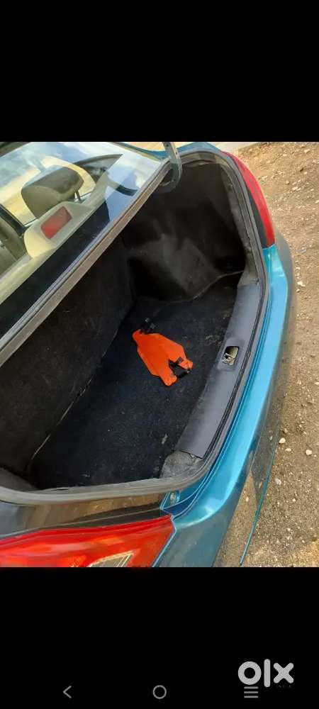 Maruti Suzuki Swift Dzire 2012 89000 Km Driven