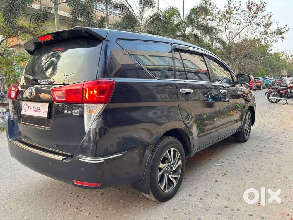 Toyota Innova Crysta 2.4 V, 2022, Diesel