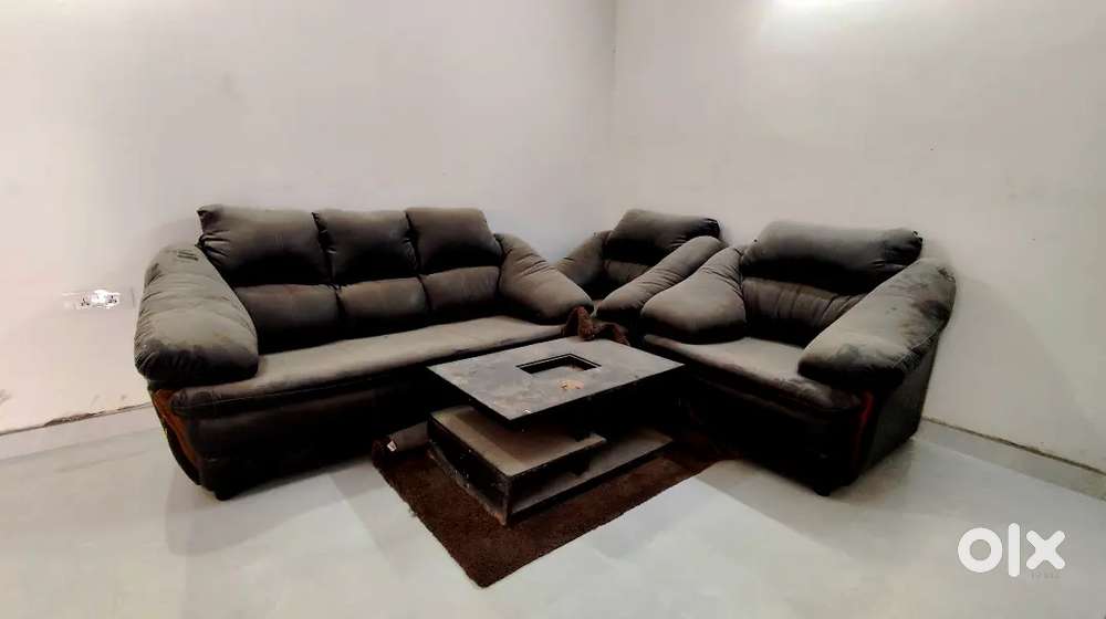 PREMIUM LEATHER SOFA SET