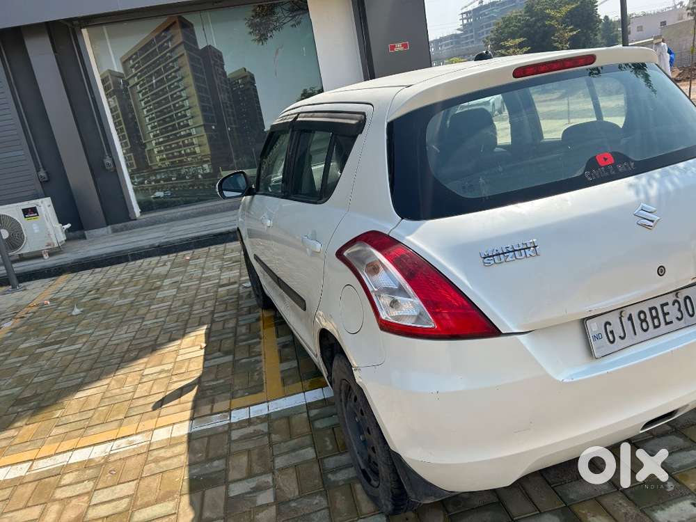 Maruti Suzuki Swift Vxi 2015