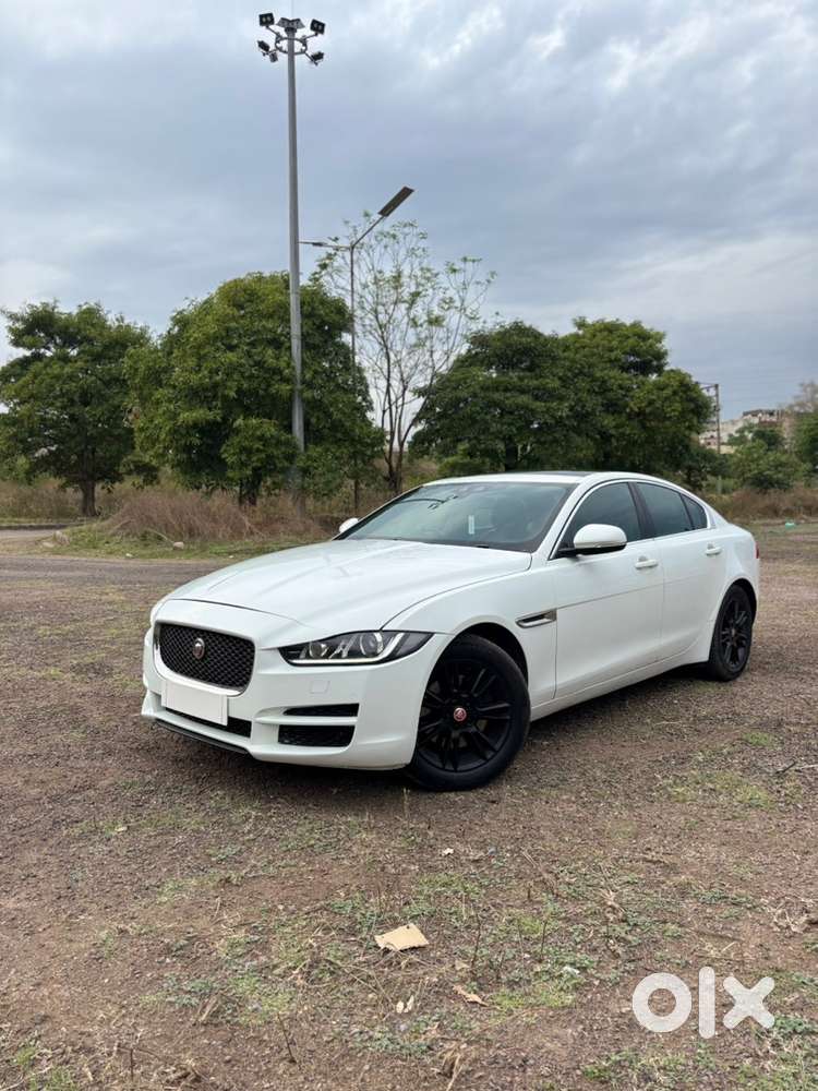Jaguar Xe 2018