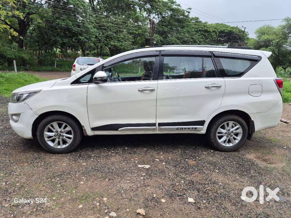 Toyota Innova Crysta 2.4 V, 2018, Diesel