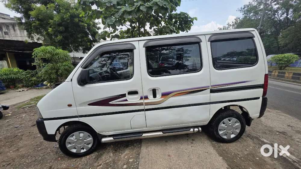 Maruti Suzuki Eeco 5 Str 2010