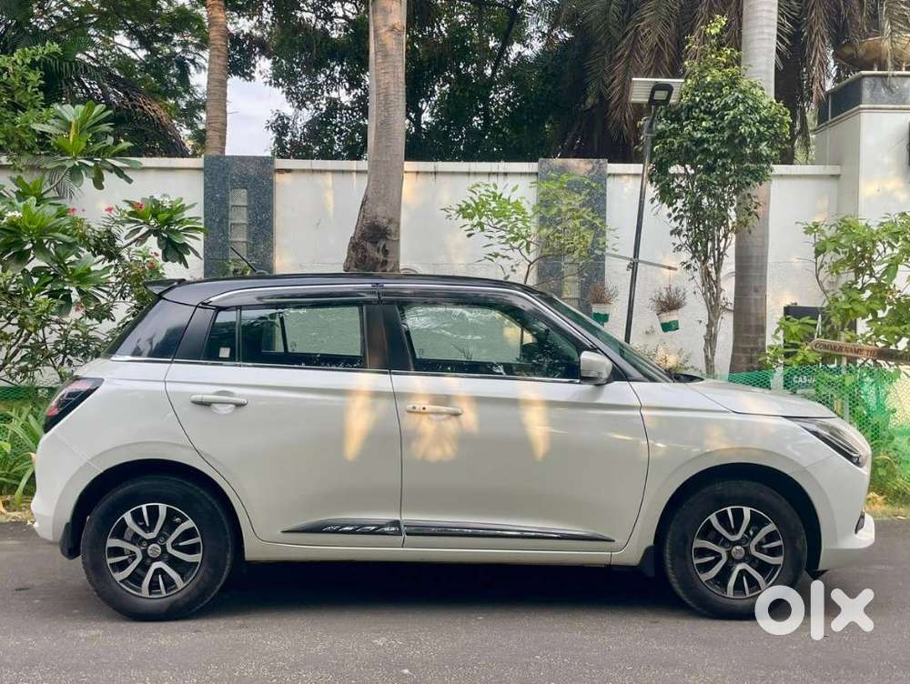 Maruti Suzuki Swift Vxi Optional, 2025