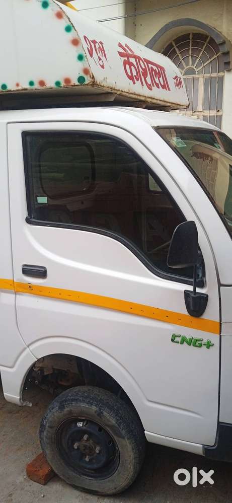 Tata Gold CNG +