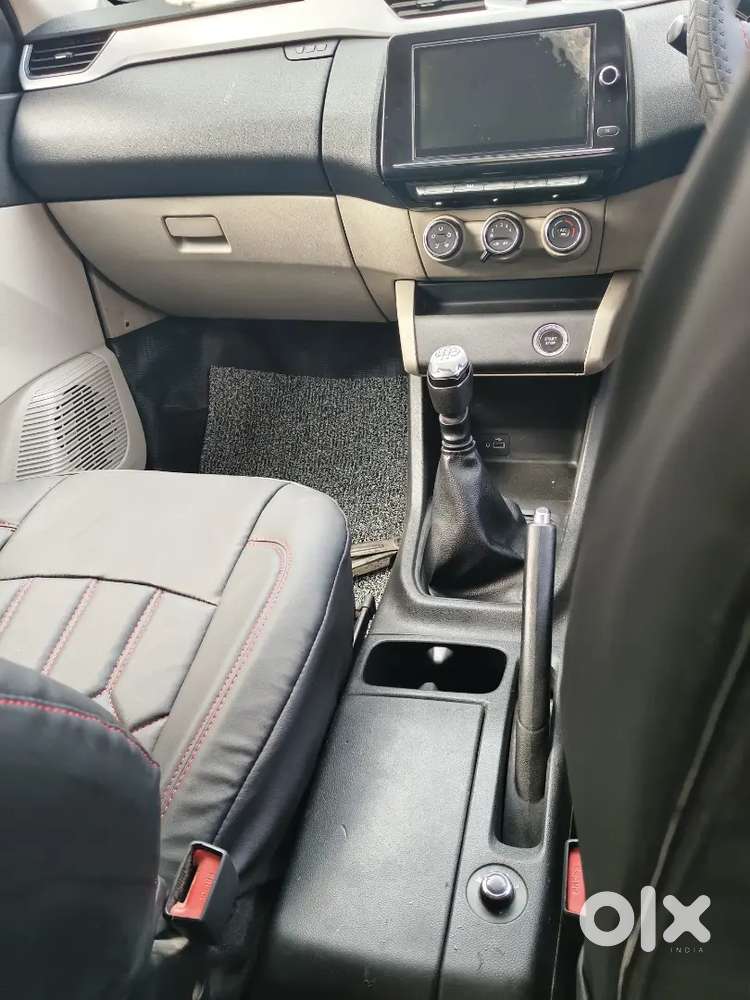 Renault Triber 7 Seater Car Excellent Condition 1st Owner Push Button