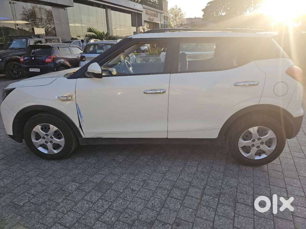 Mahindra Xuv300 1.2 W6 Amt Petrol, 2021, Petrol