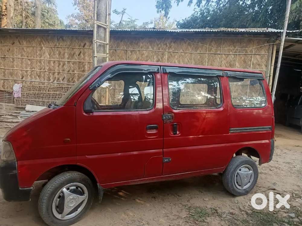 Maruti Suzuki Eeco 2011 Petrol 92000 Km Driven, Well Maintain