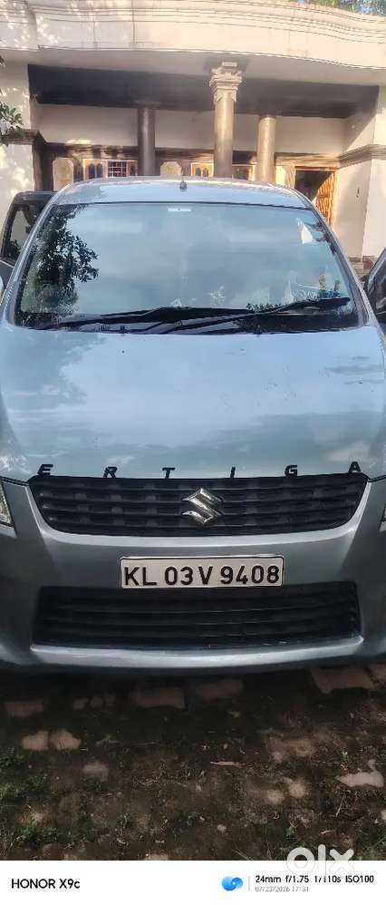 2nd Maruti Ertiga 2012 Diesel Manual