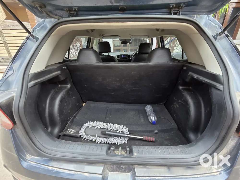 Hyundai Venue 1.2 S 2021 Second Owner