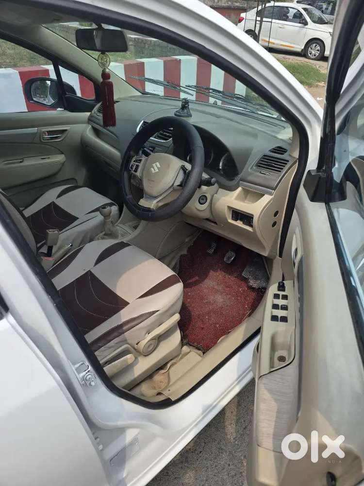 Maruti Suzuki Ertiga 2013 Diesel 80000 Km Driven