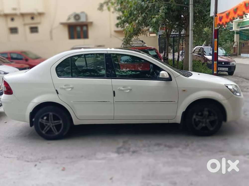 Ford Fiesta Classic, 2012, Petrol