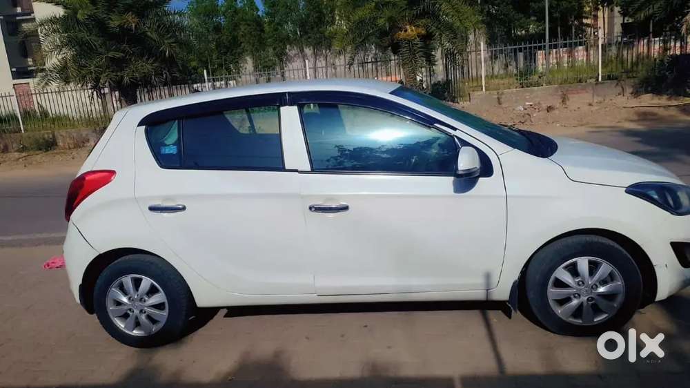 Hyundai I20 2014 Sports First' Owner 6 Gair