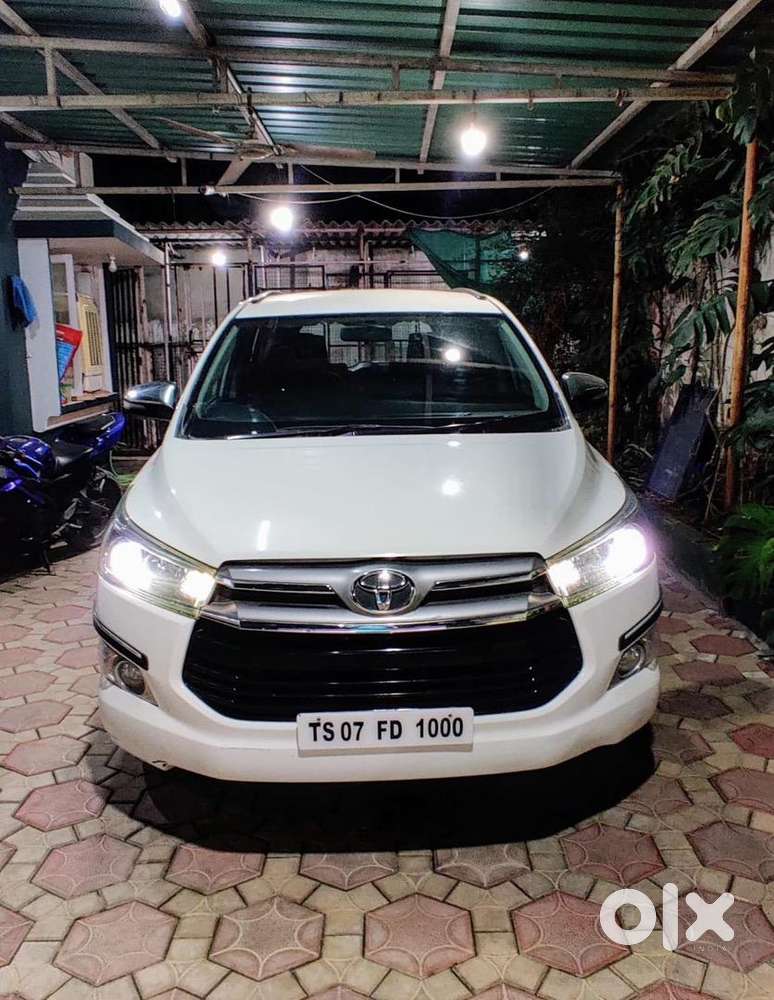 Innova Crysta Z 2.8 Automatic