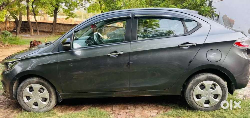 Tata Tigor Xz 2022 Pure Petrol Daytona Grey Color