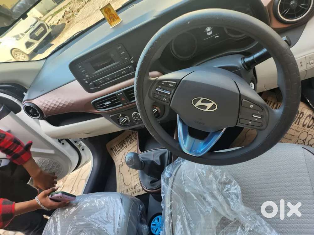 Hyundai Aura 2025 Cng & Hybrids 00 Km Driven