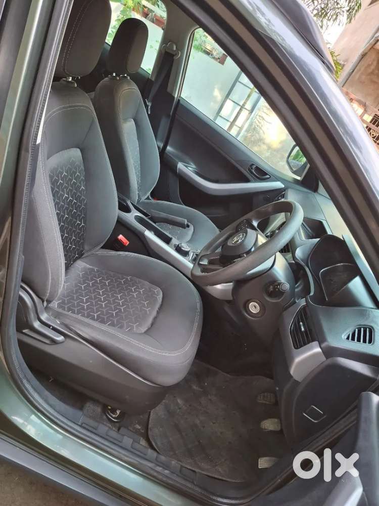 Tata Nexon 1.2 Revotron Xm (s), 2021, Petrol