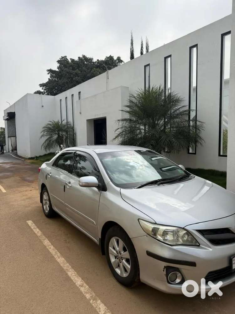 Toyota Corolla Altis 2012