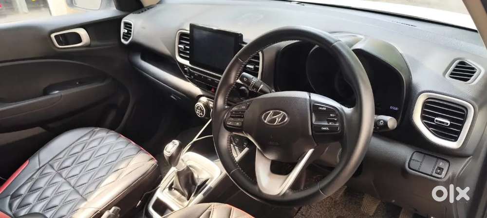 Hyundai Venue 2021 Petrol Well Maintained Gifted By Lic
