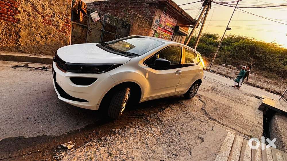 Tata Altroz 2024 Low Km