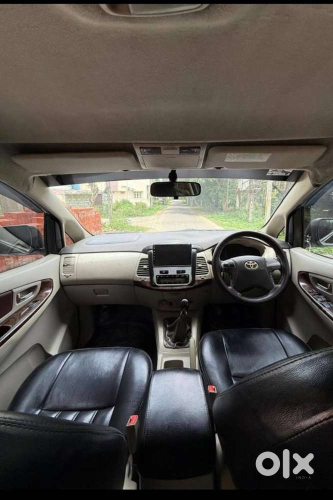 Toyota Innova 2.5 V 7 Str, 2013, Diesel