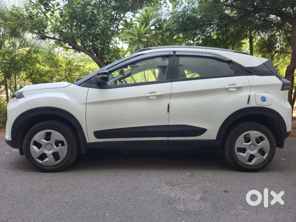 Tata Nexon Pure + S Pkt Ph2
Nov 2025 Model
9,500 Km Driven