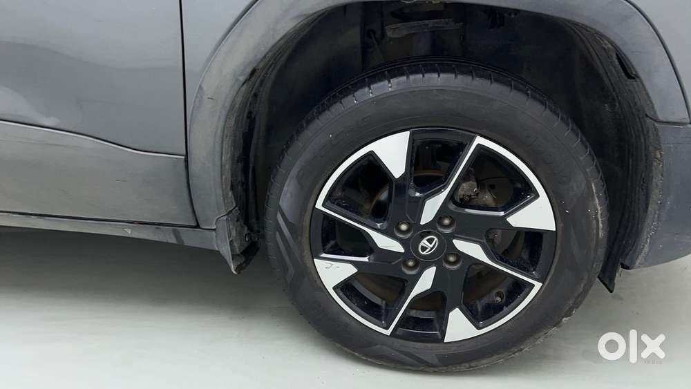 Tata Punch Creative Amt, 2022, Petrol