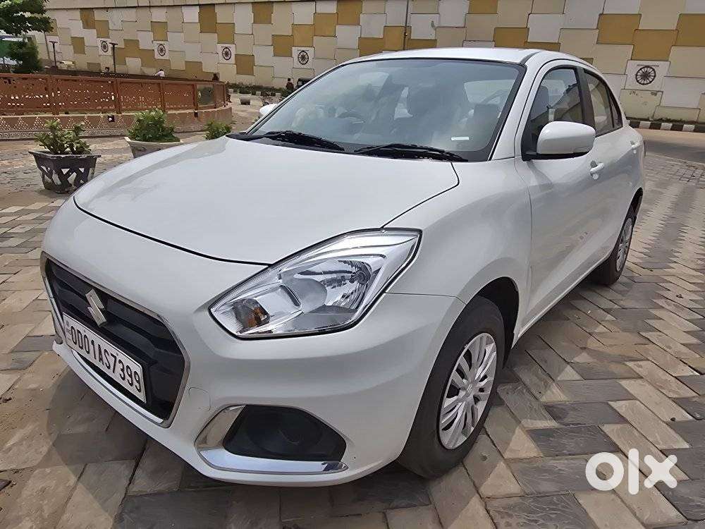 Maruti Suzuki Swift Dzire 1.3 Vxi, 2023, Petrol