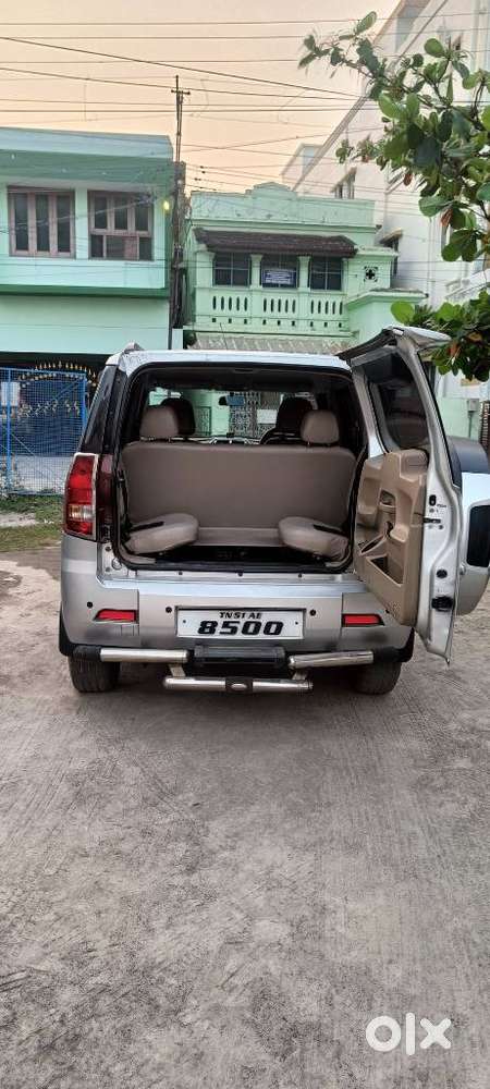 Mahindra Tuv 300 T10, 2016, Diesel
