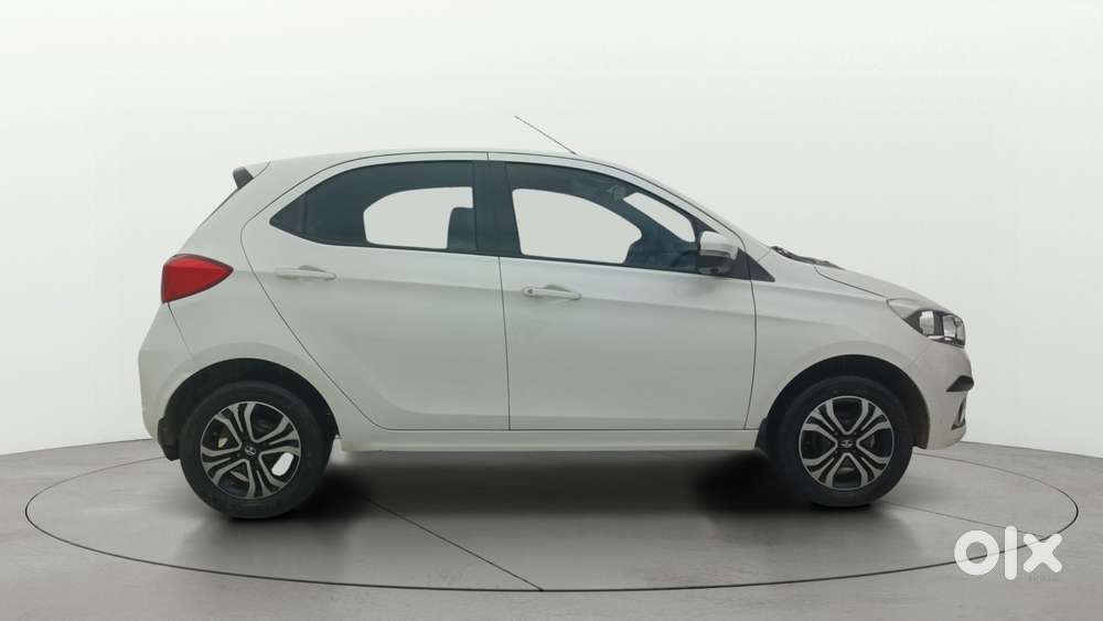 Tata Tiago 1.2 Revotron Xza, 2019, Petrol