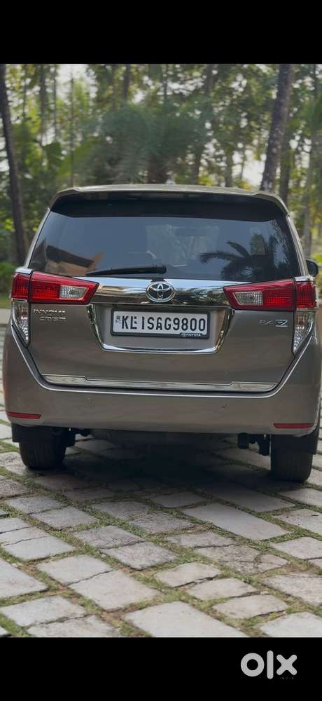 Toyota Innova Crysta 2.5z, 2016, Diesel