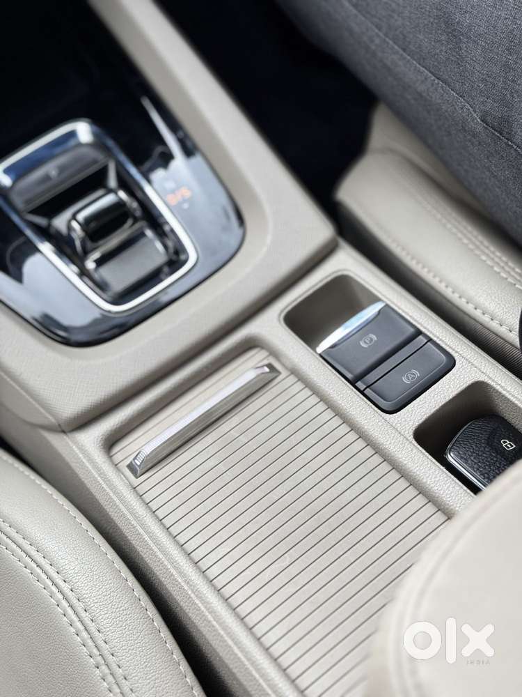 Skoda Octavia 2.0 L K Tsi At, 2022, Petrol