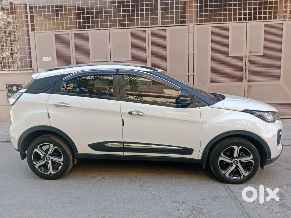 Tata Nexon 1.2 Revotron Xm (s), 2023, Diesel