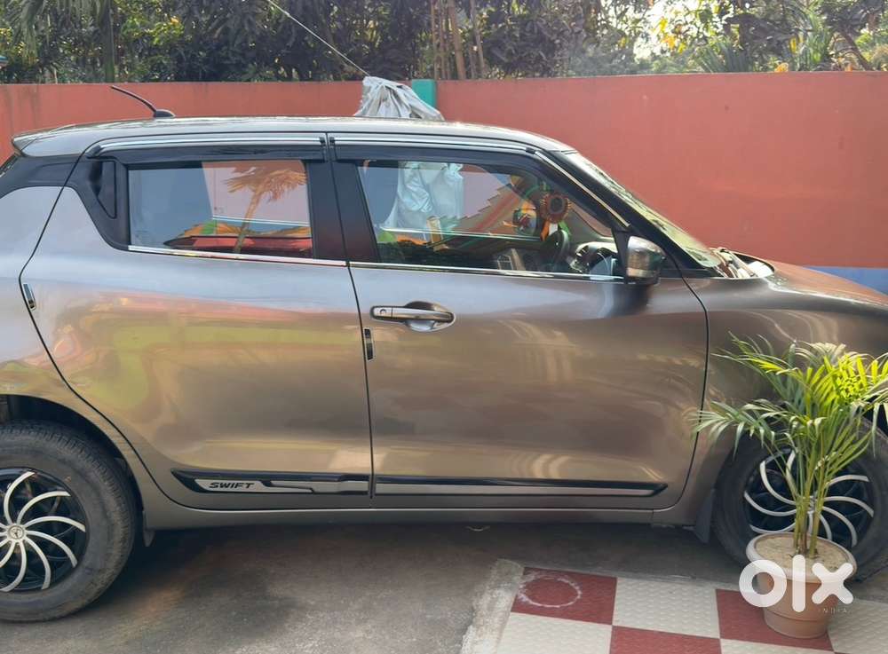 Maruti Suzuki Swift Petrol 11000 Km Driven