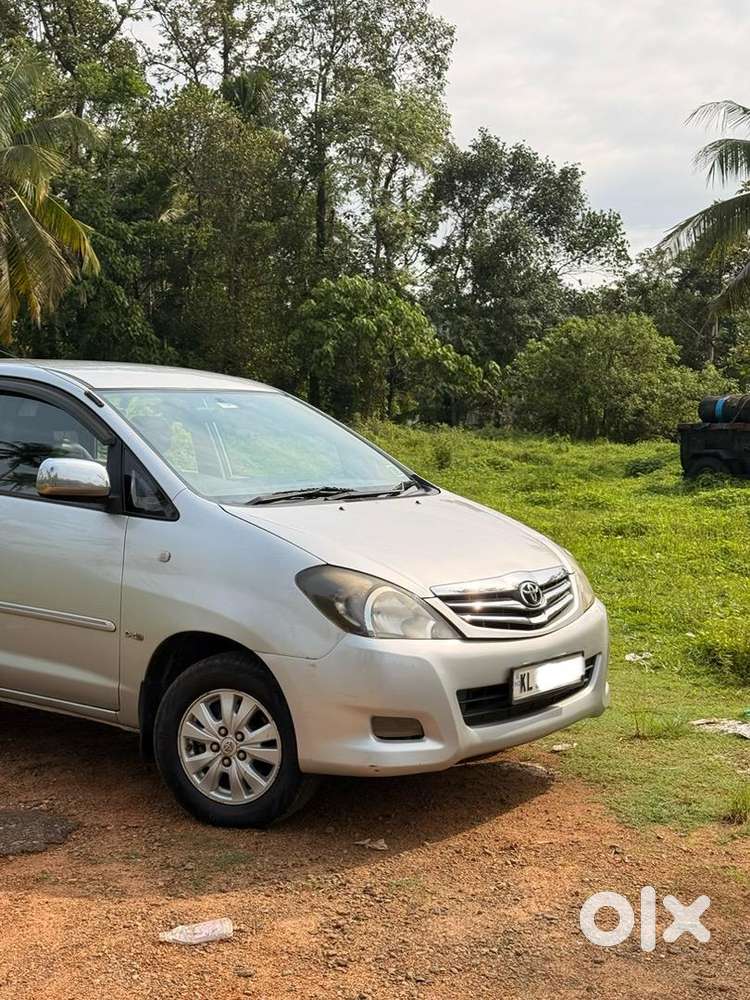 Toyota Innova Vx