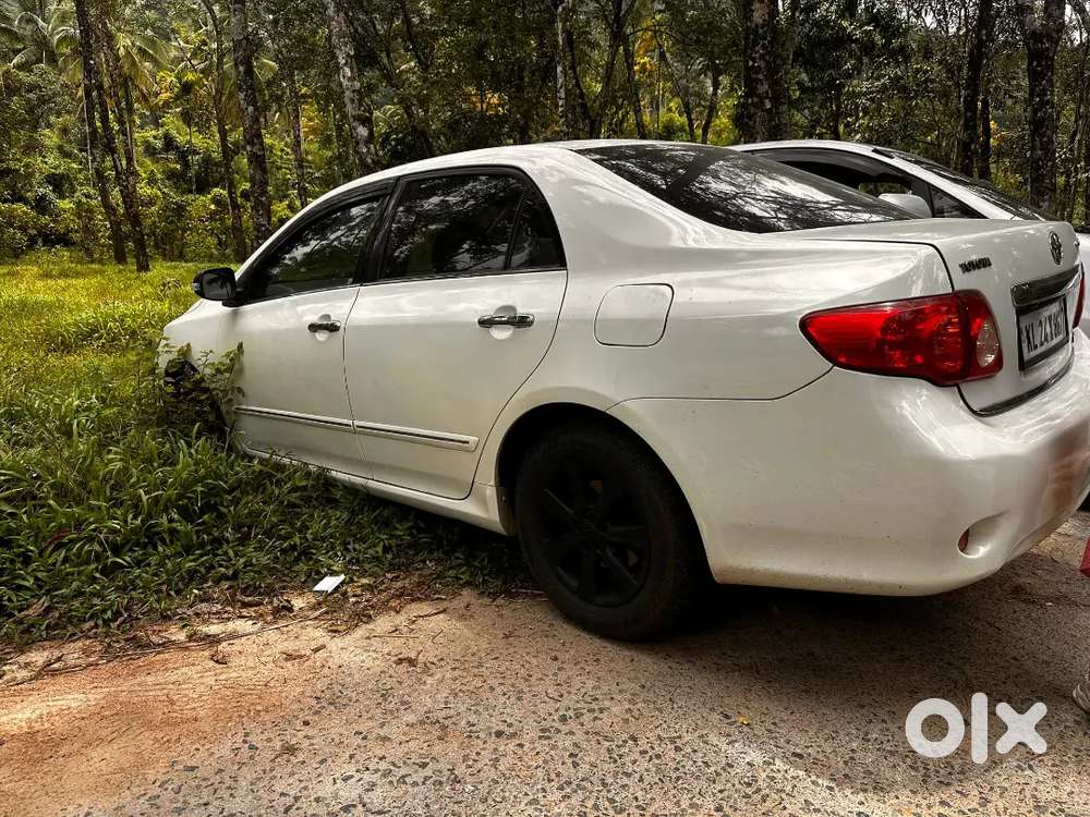 Toyota Corolla Altis 2010 Petrol Automatic