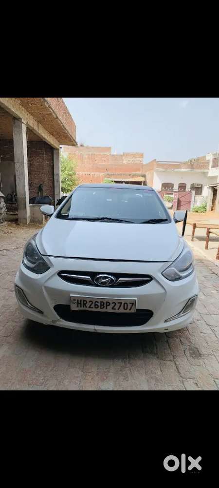 Hyundai Fluidic Verna 2011 Car