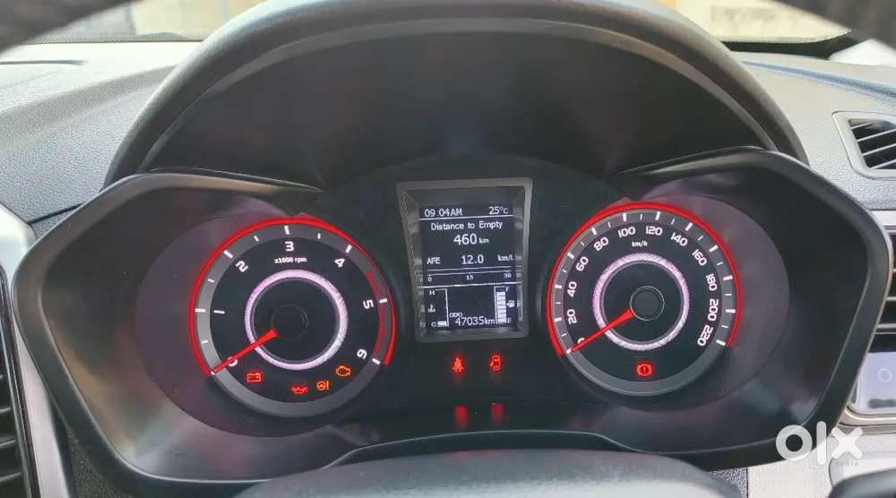 Mahindra Xuv 300 W8 Optional