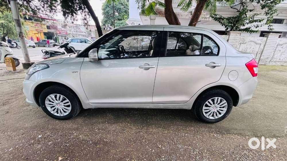 Maruti Suzuki Swift Dzire 1.2 Vxi Bsiv, 2016, Petrol