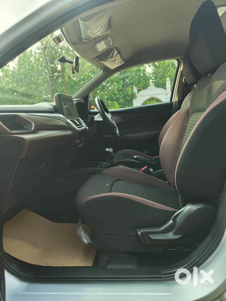 Maruti Suzuki Fronx Delta Plus 1.2 Ags, 2023, Petrol