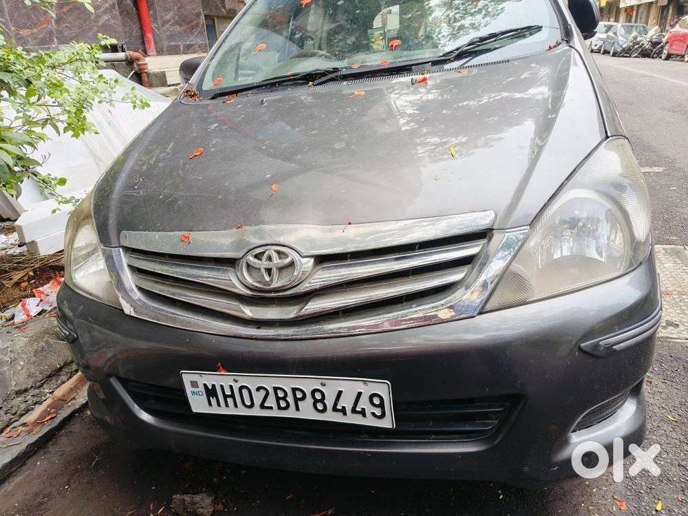 Toyota Innova 2.5 G (diesel) 8 Seater, 2010, Diesel