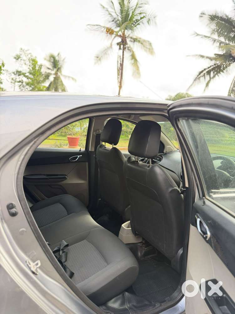 Tata Tiago Xz Plus Dual Tone, 2019, Petrol