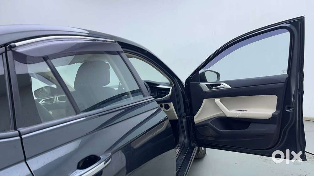 Volkswagen Virtus Highline Plus 1.0 Tsi At, 2022, Petrol
