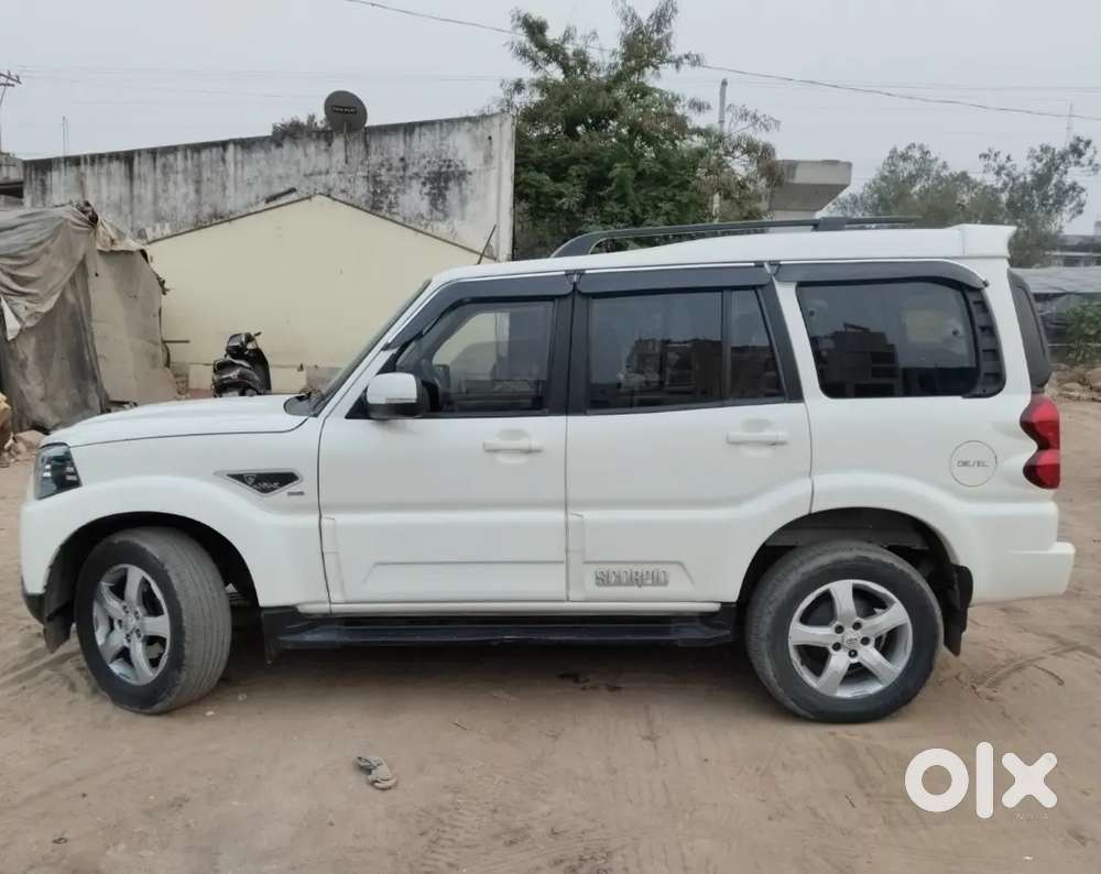 Mahindra Scorpio Classic 2020
