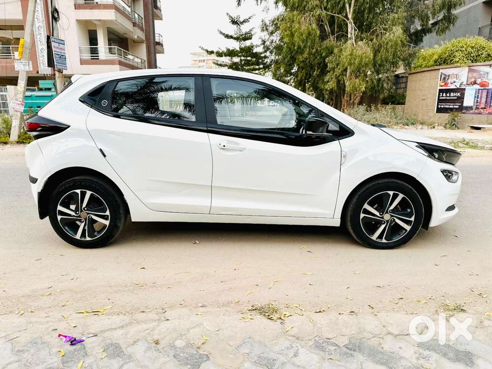 Tata Altroz 1.2 Xz Plus Petrol, 2023, Petrol