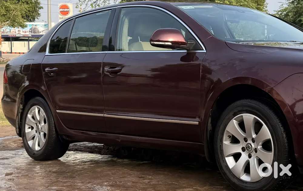Skoda Superb Ambition 2012 Diesel