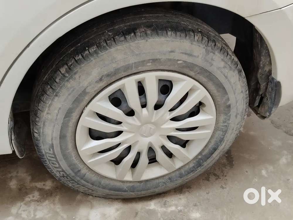 Maruti Suzuki Dzire Vxi, 2021 Petrol Manual