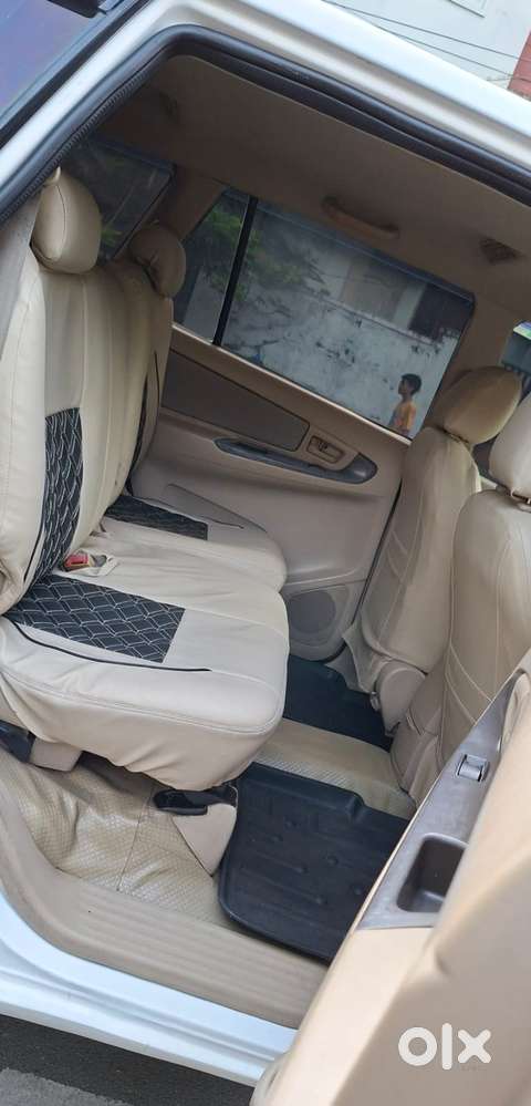 Toyota Innova 2004-2011 2.5 E, 2007, Diesel